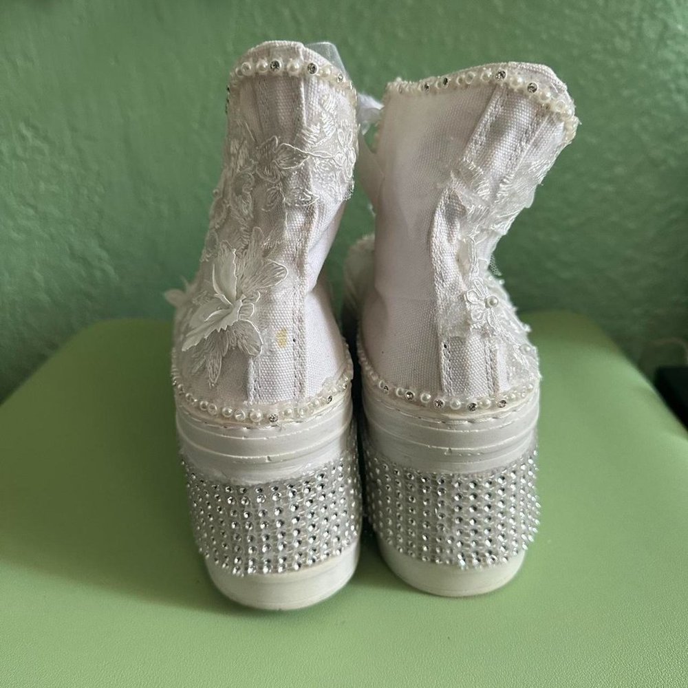 Daruga Bridal Platform Sneakers Pearl Rhinestones Lace sz 40 9 - Picture 6 of 8